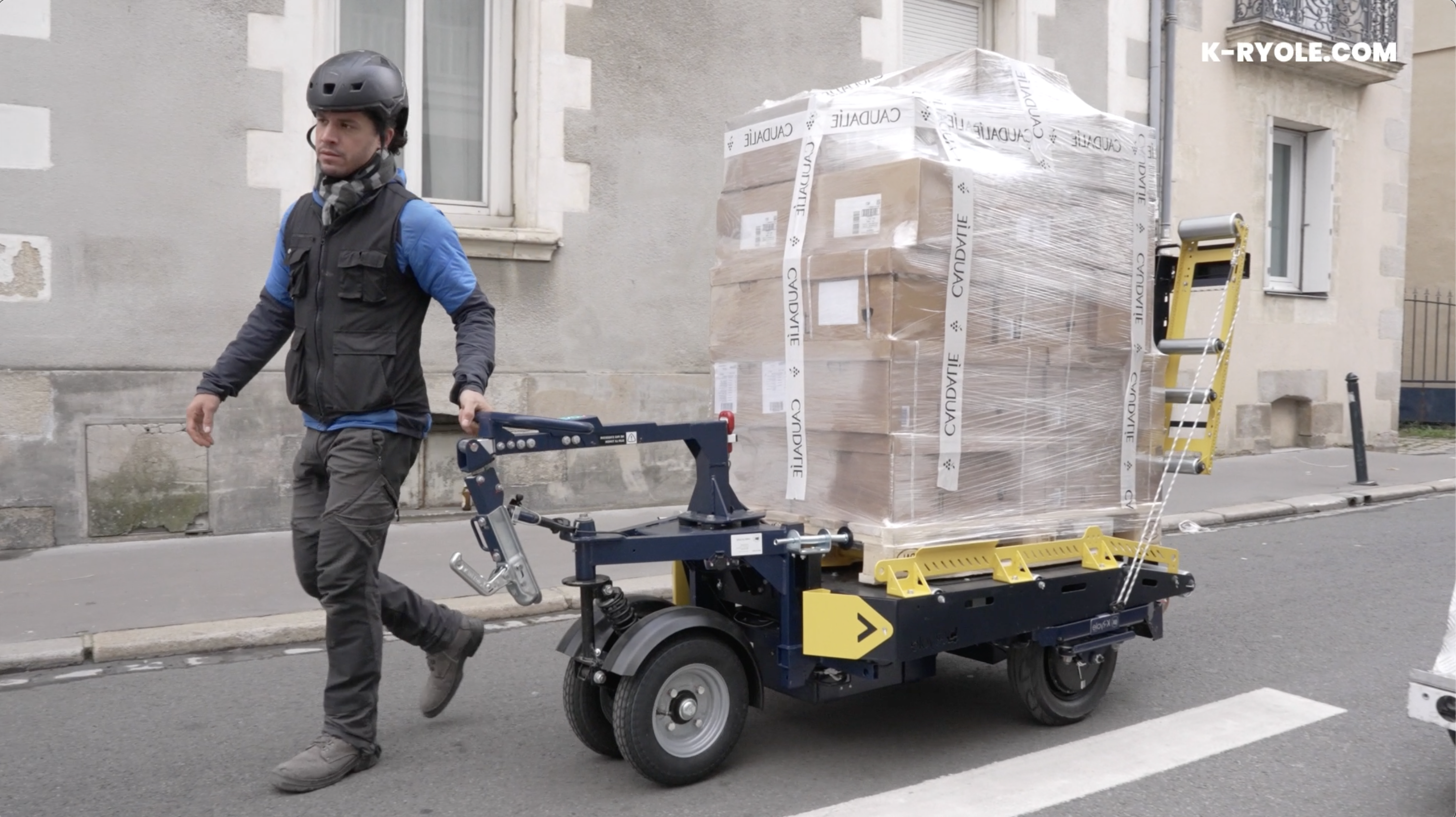 remorque porte palette transporté à la main